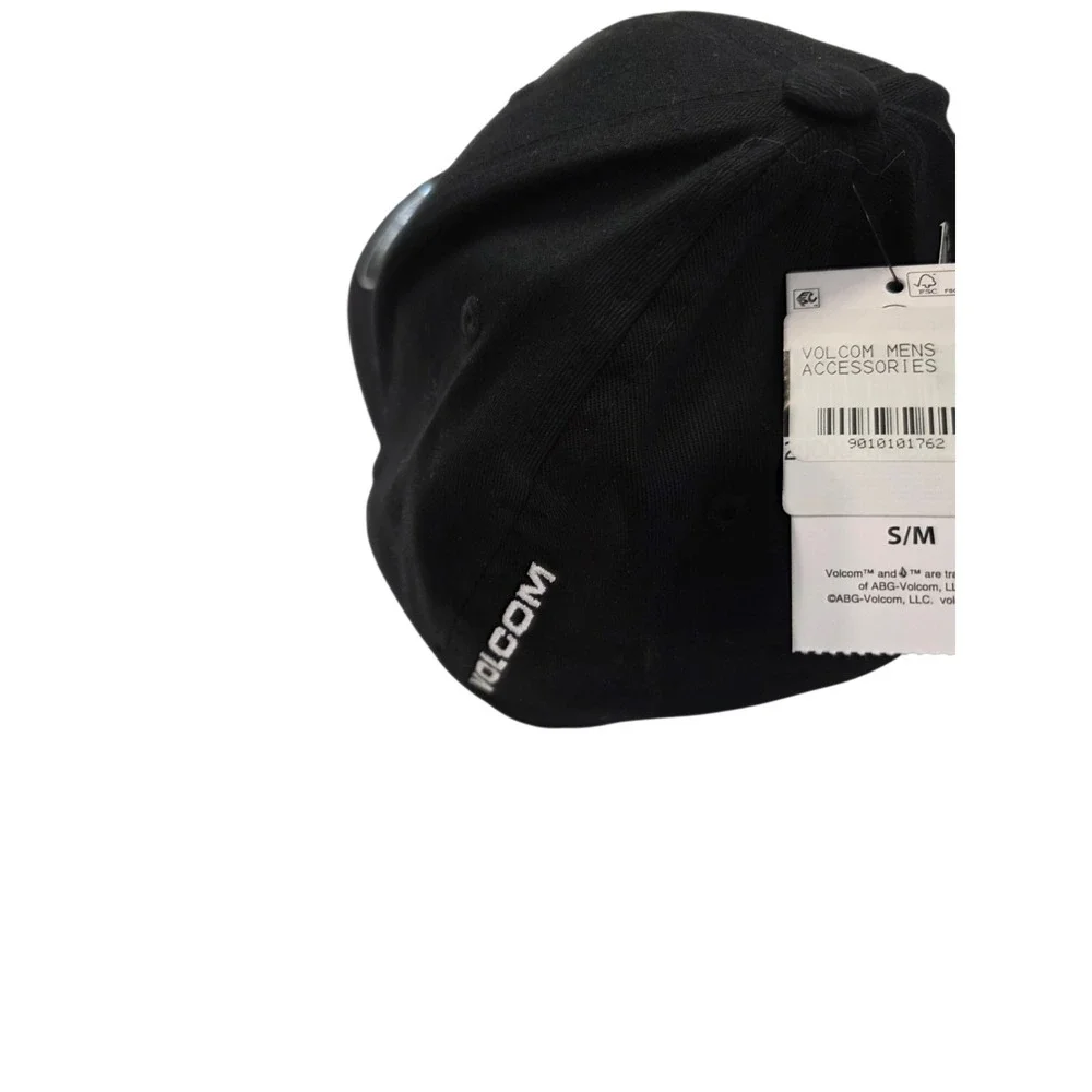 Volcom flex fit